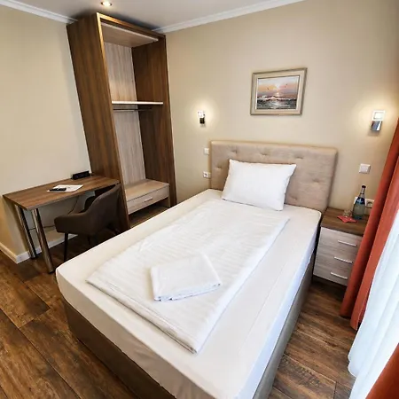 Post Otel Nuertingen