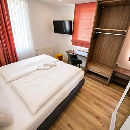 Otel Post Nuertingen